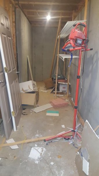 Hobby room 6.jpg